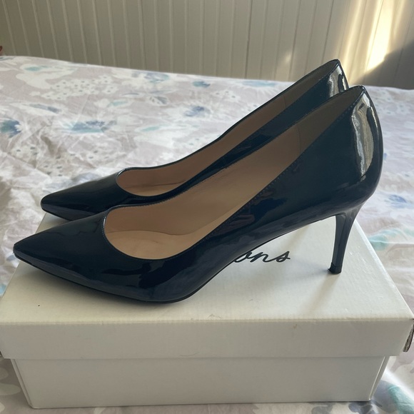 Browns Couture navy blue patent leather shoes - Picture 10 of 13